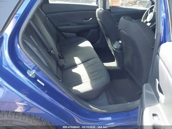 KMHLM4AG2MU178040 2021 HYUNDAI ELANTRA - Image 8