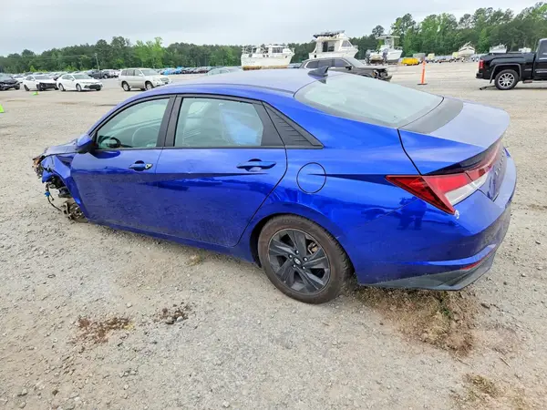 KMHLM4AG2MU194674 2021 HYUNDAI ELANTRA - Image 2