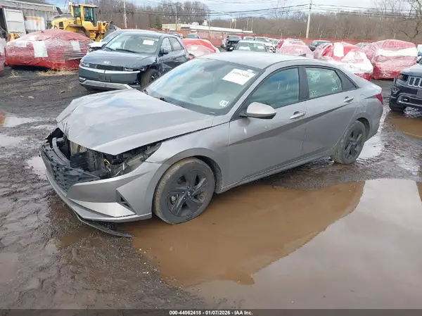 KMHLM4AG2MUO66337 2021 HYUNDAI ELANTRA - Image 2