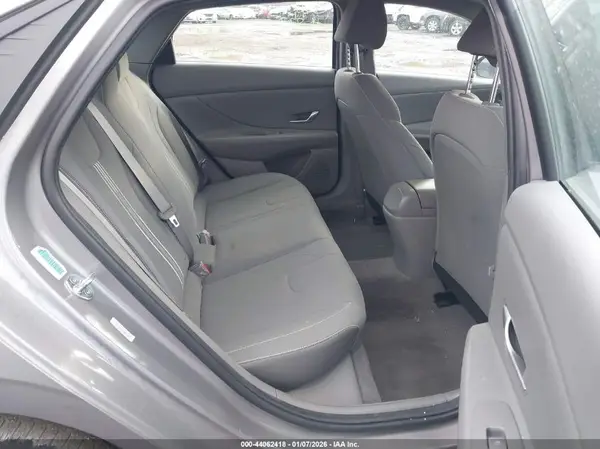 KMHLM4AG2MUO66337 2021 HYUNDAI ELANTRA - Image 8