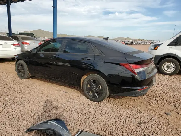 KMHLM4AG2NU217484 2022 HYUNDAI ELANTRA - Image 2