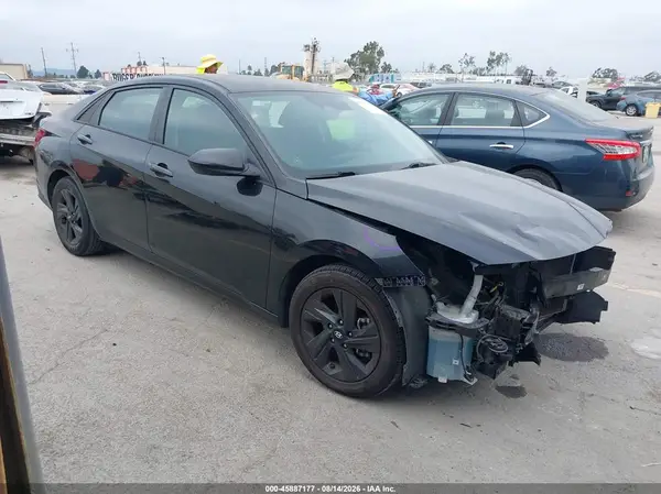 KMHLM4AG2NU217937 2022 HYUNDAI ELANTRA - Image 1