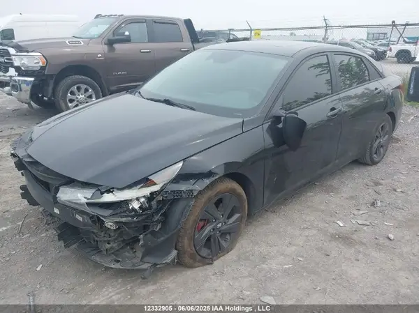 KMHLM4AG2NU225956 2022 HYUNDAI ELANTRA - Image 2