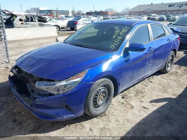 KMHLM4AG2NU247603 2022 HYUNDAI ELANTRA - Image 2