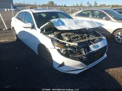 KMHLM4AG2NU256656 2022 HYUNDAI ELANTRA