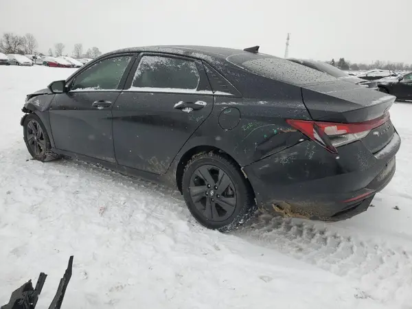 KMHLM4AG2NU257595 2022 HYUNDAI ELANTRA - Image 2