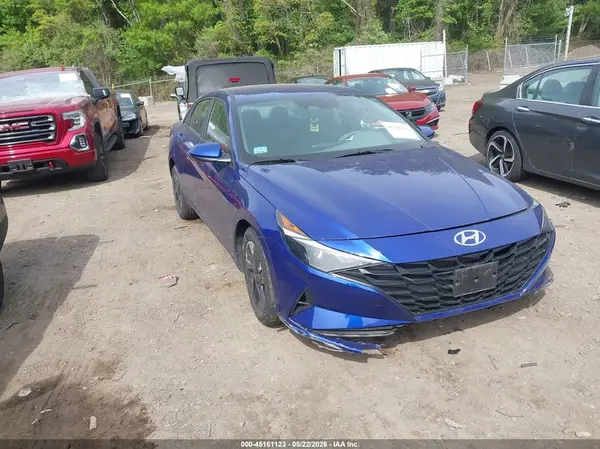 KMHLM4AG2NU259282 2022 HYUNDAI ELANTRA - Image 1