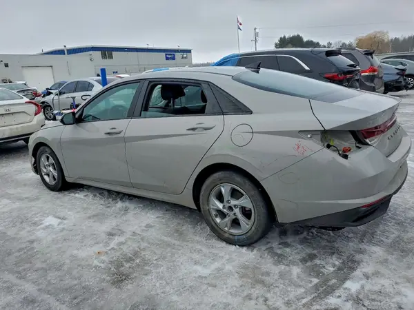 KMHLM4AG2NU277250 2022 HYUNDAI ELANTRA - Image 2