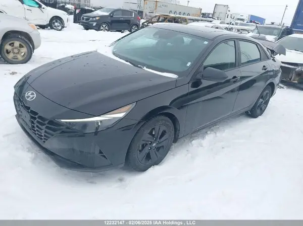KMHLM4AG2NU277622 2022 HYUNDAI ELANTRA - Image 2