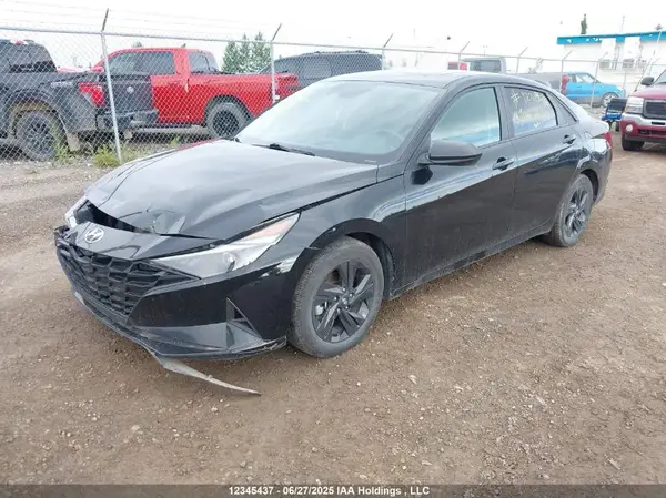 KMHLM4AG2NU284845 2022 HYUNDAI ELANTRA - Image 2