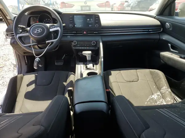 KMHLM4AG2NU286787 2022 HYUNDAI ELANTRA - Image 8