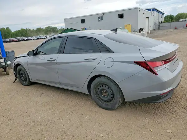 KMHLM4AG2NU289978 2022 HYUNDAI ELANTRA - Image 2