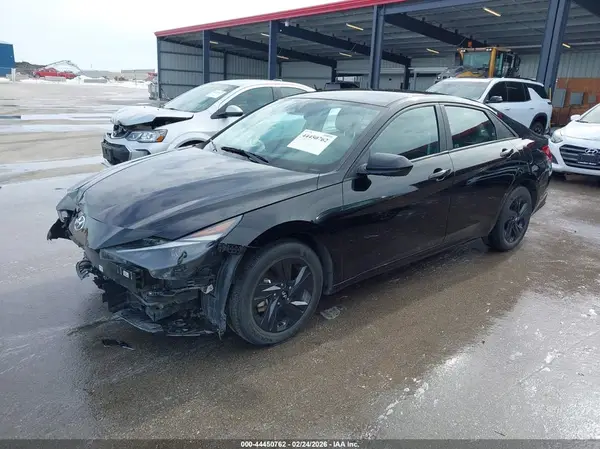KMHLM4AG2NU291388 2022 HYUNDAI ELANTRA - Image 2