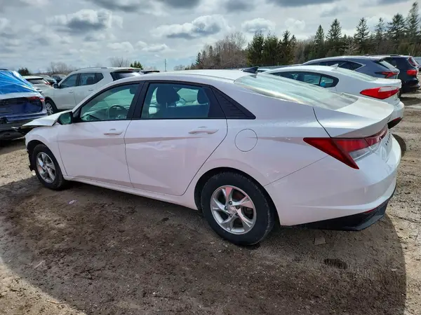 KMHLM4AG2NU309288 2022 HYUNDAI ELANTRA - Image 2