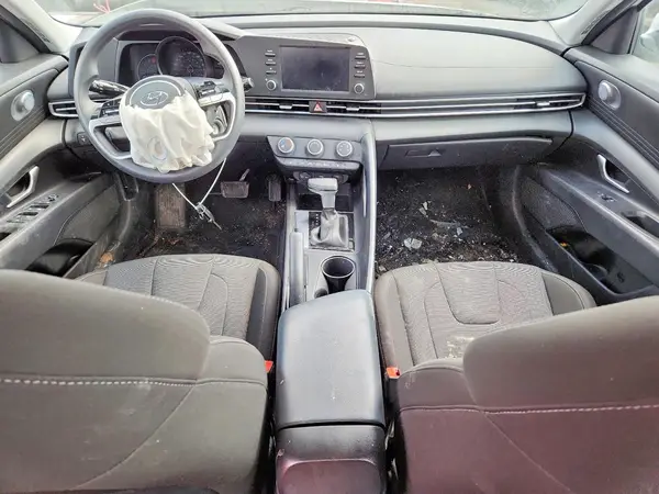KMHLM4AG2NU309288 2022 HYUNDAI ELANTRA - Image 8