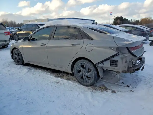 KMHLM4AG2NU320713 2022 HYUNDAI ELANTRA - Image 2