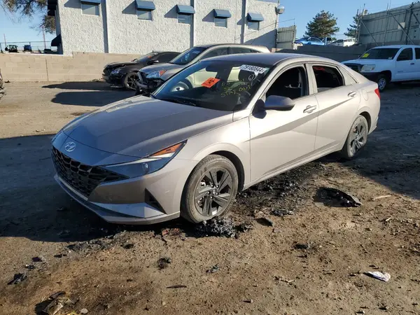 KMHLM4AG2NU321120 2022 HYUNDAI ELANTRA - Image 1