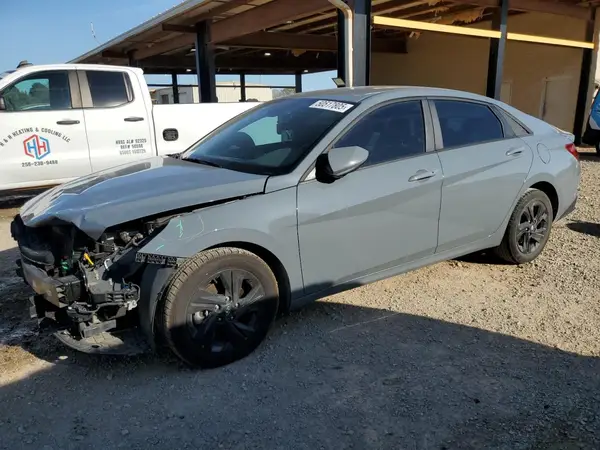KMHLM4AG2NU322171 2022 HYUNDAI ELANTRA - Image 1