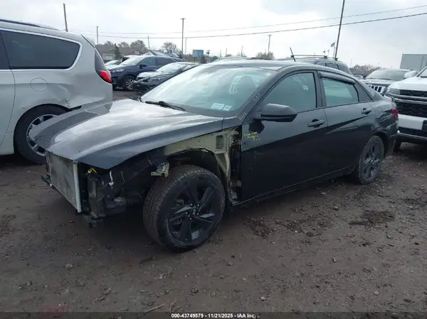KMHLM4AG2NU324034 2022 HYUNDAI ELANTRA - Image 2