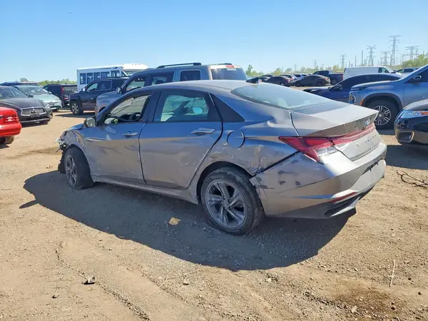 KMHLM4AG2NU326723 2022 HYUNDAI ELANTRA - Image 2