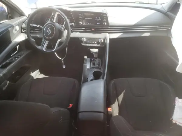 KMHLM4AG2NU328729 2022 HYUNDAI ELANTRA - Image 8
