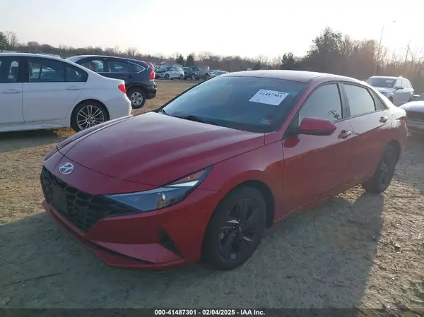 KMHLM4AG2NU333591 2022 HYUNDAI ELANTRA - Image 2