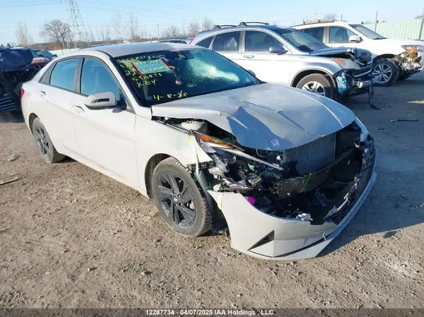 KMHLM4AG2NU346731 2022 HYUNDAI ELANTRA - Image 1