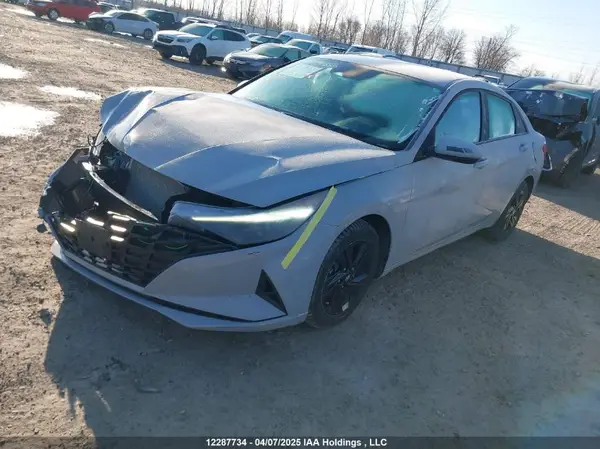 KMHLM4AG2NU346731 2022 HYUNDAI ELANTRA - Image 2