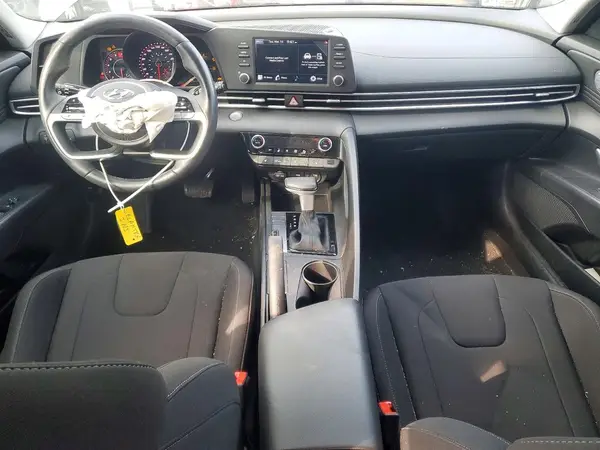 KMHLM4AG2NU348396 2022 HYUNDAI ELANTRA - Image 8
