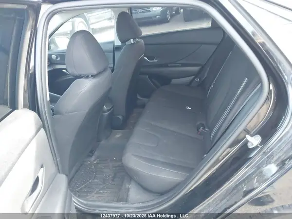 KMHLM4AG2NU354005 2022 HYUNDAI ELANTRA - Image 8
