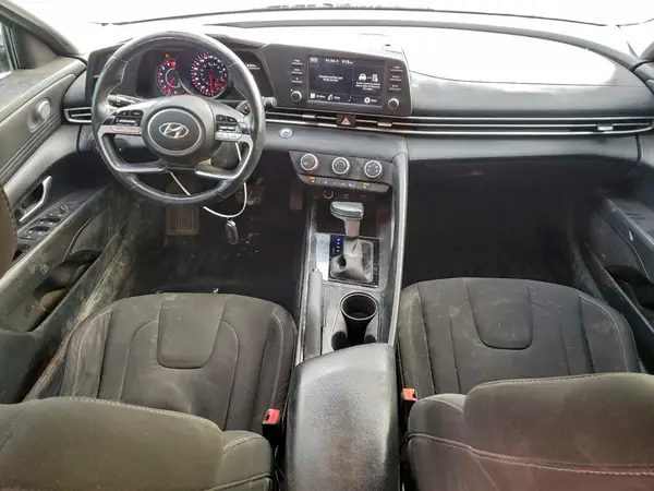 KMHLM4AG2NU363478 2022 HYUNDAI ELANTRA - Image 8