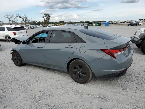 KMHLM4AG2PU378632 2023 HYUNDAI ELANTRA - Image 2