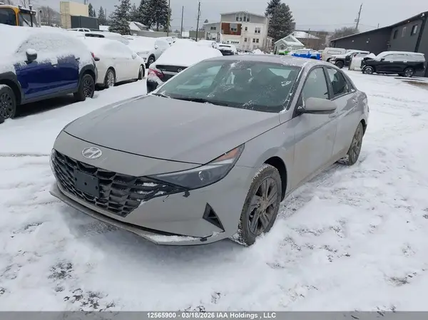 KMHLM4AG2PU379571 2023 HYUNDAI ELANTRA - Image 2