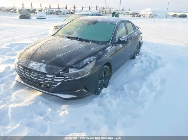 KMHLM4AG2PU382650 2023 HYUNDAI ELANTRA - Image 2