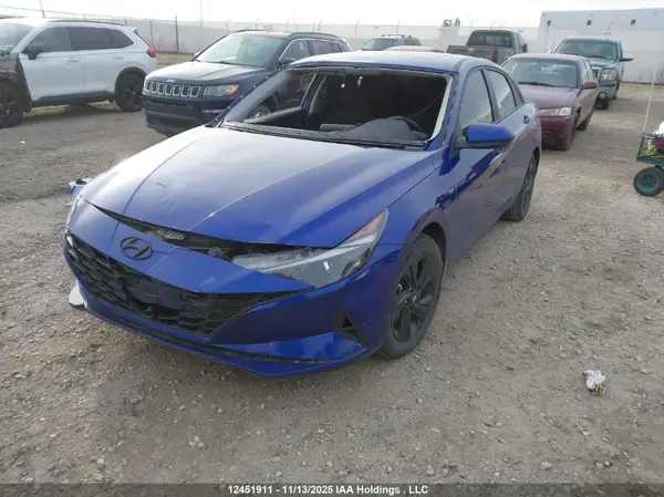 KMHLM4AG2PU389484 2023 HYUNDAI ELANTRA - Image 2