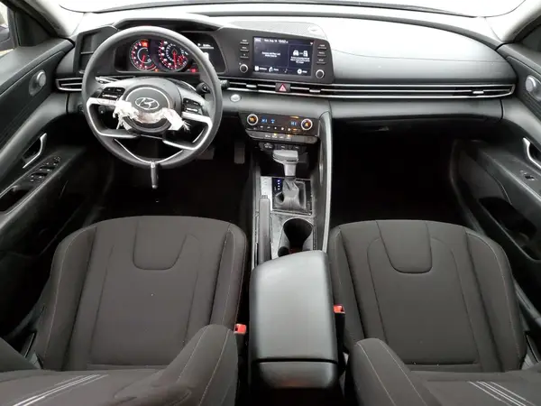 KMHLM4AG2PU392952 2023 HYUNDAI ELANTRA - Image 8