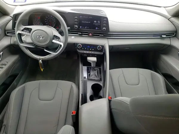 KMHLM4AG2PU395821 2023 HYUNDAI ELANTRA - Image 8