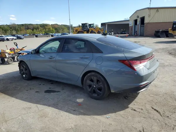 KMHLM4AG2PU397584 2023 HYUNDAI ELANTRA - Image 2