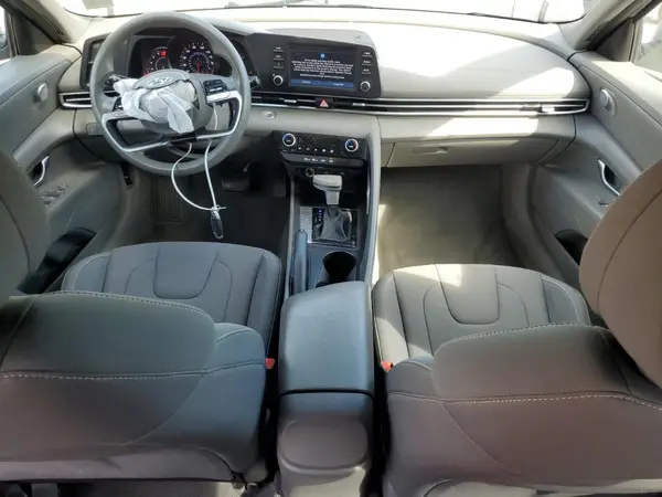 KMHLM4AG2PU397584 2023 HYUNDAI ELANTRA - Image 8