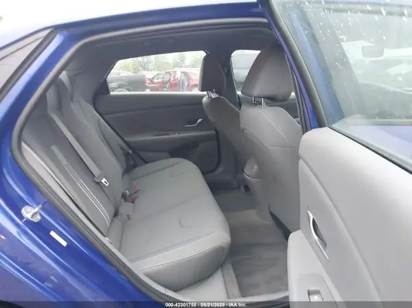 KMHLM4AG2PU414903 2023 HYUNDAI ELANTRA - Image 8