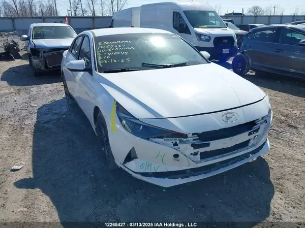 KMHLM4AG2PU418045 2023 HYUNDAI ELANTRA - Image 1