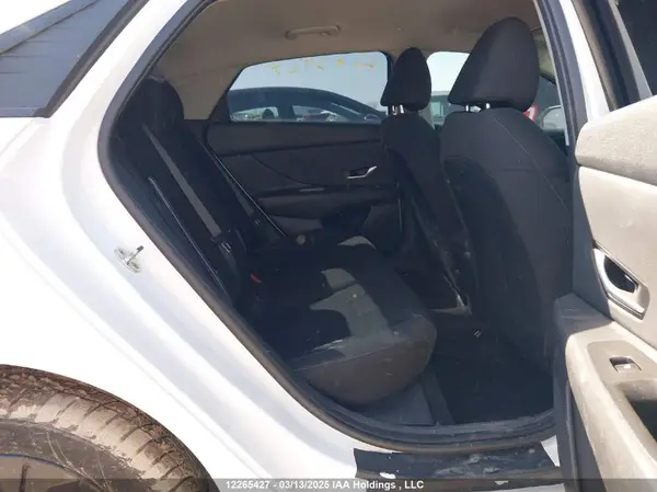 KMHLM4AG2PU418045 2023 HYUNDAI ELANTRA - Image 8