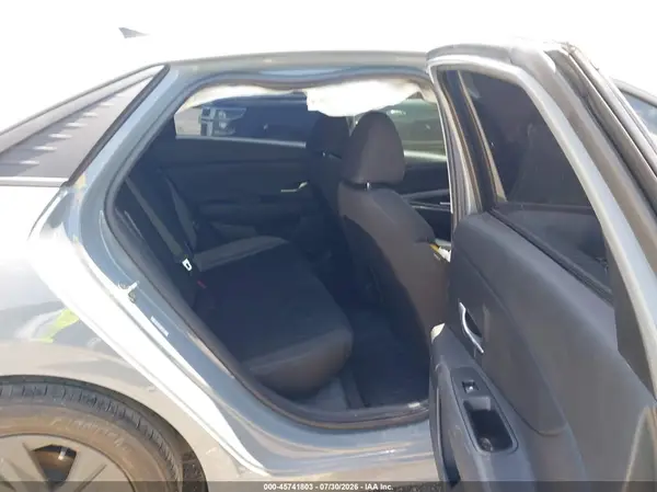 KMHLM4AG2PU424850 2023 HYUNDAI ELANTRA - Image 8