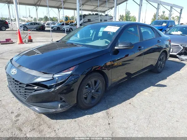 KMHLM4AG2PU432110 2023 HYUNDAI ELANTRA - Image 2