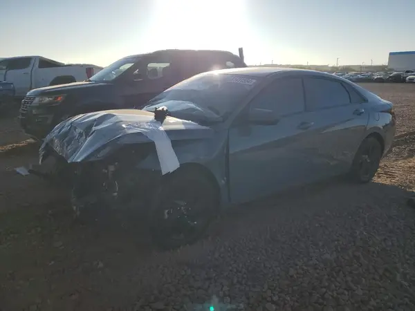 KMHLM4AG2PU437484 2023 HYUNDAI ELANTRA - Image 1