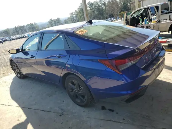 KMHLM4AG2PU438909 2023 HYUNDAI ELANTRA - Image 2