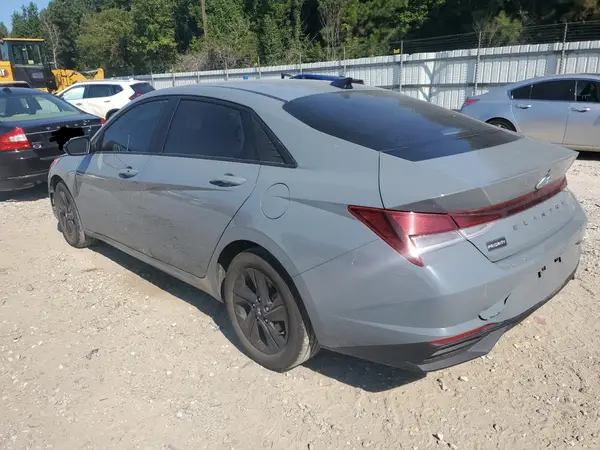 KMHLM4AG2PU442569 2023 HYUNDAI ELANTRA - Image 2
