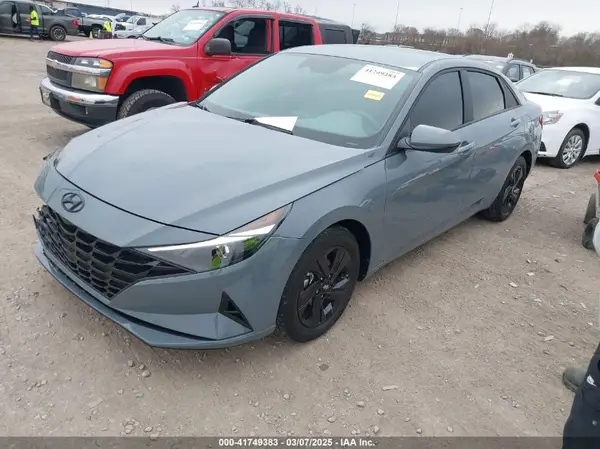 KMHLM4AG2PU444046 2023 HYUNDAI ELANTRA - Image 2