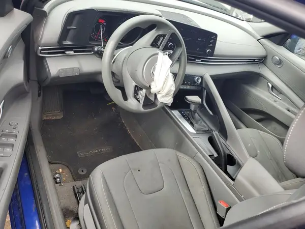 KMHLM4AG2PU455127 2023 HYUNDAI ELANTRA - Image 8