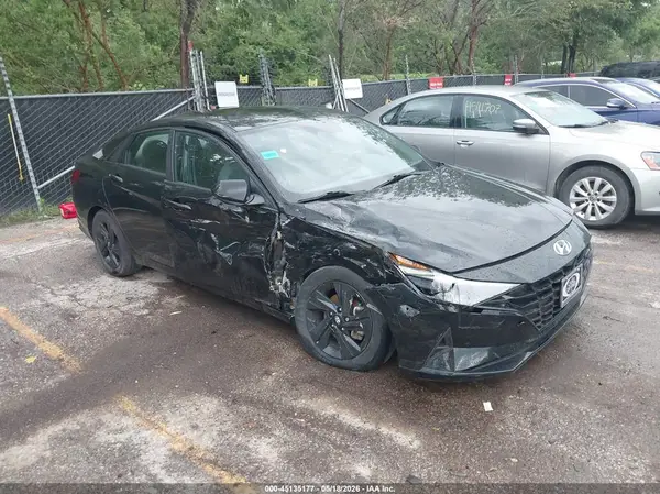 KMHLM4AG2PU466127 2023 HYUNDAI ELANTRA - Image 1